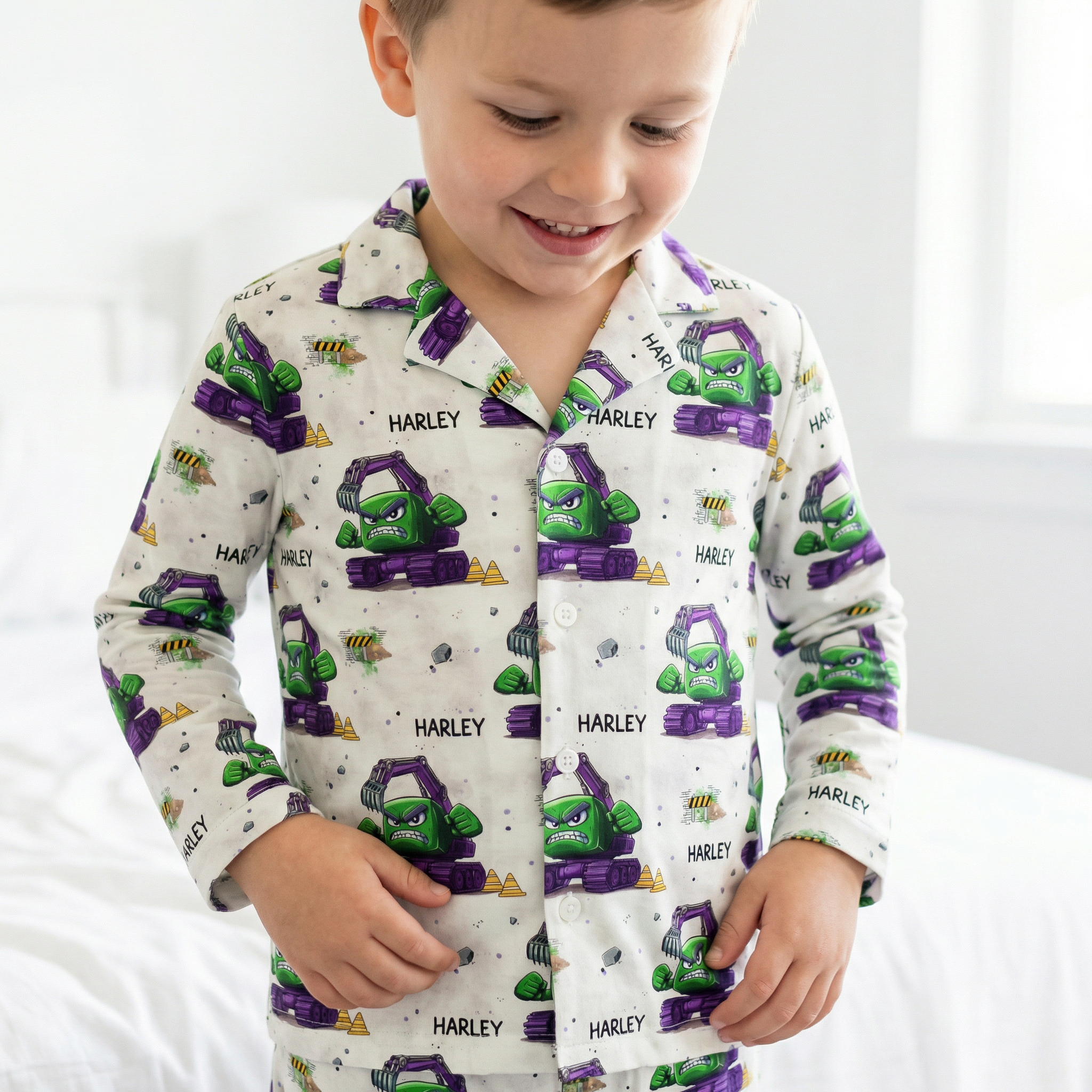 Personalised kids pyjamas long sleeve all-over print with name customization for cozy sleepwear